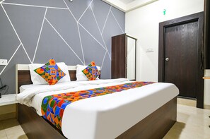 Deluxe Room | Egyptian cotton sheets, premium bedding, desk, free WiFi