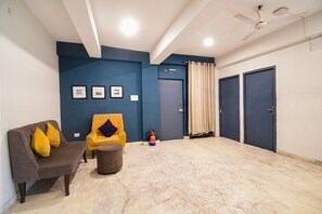 Lobby - FabHotel Silver Key kalighat (Kolkata)