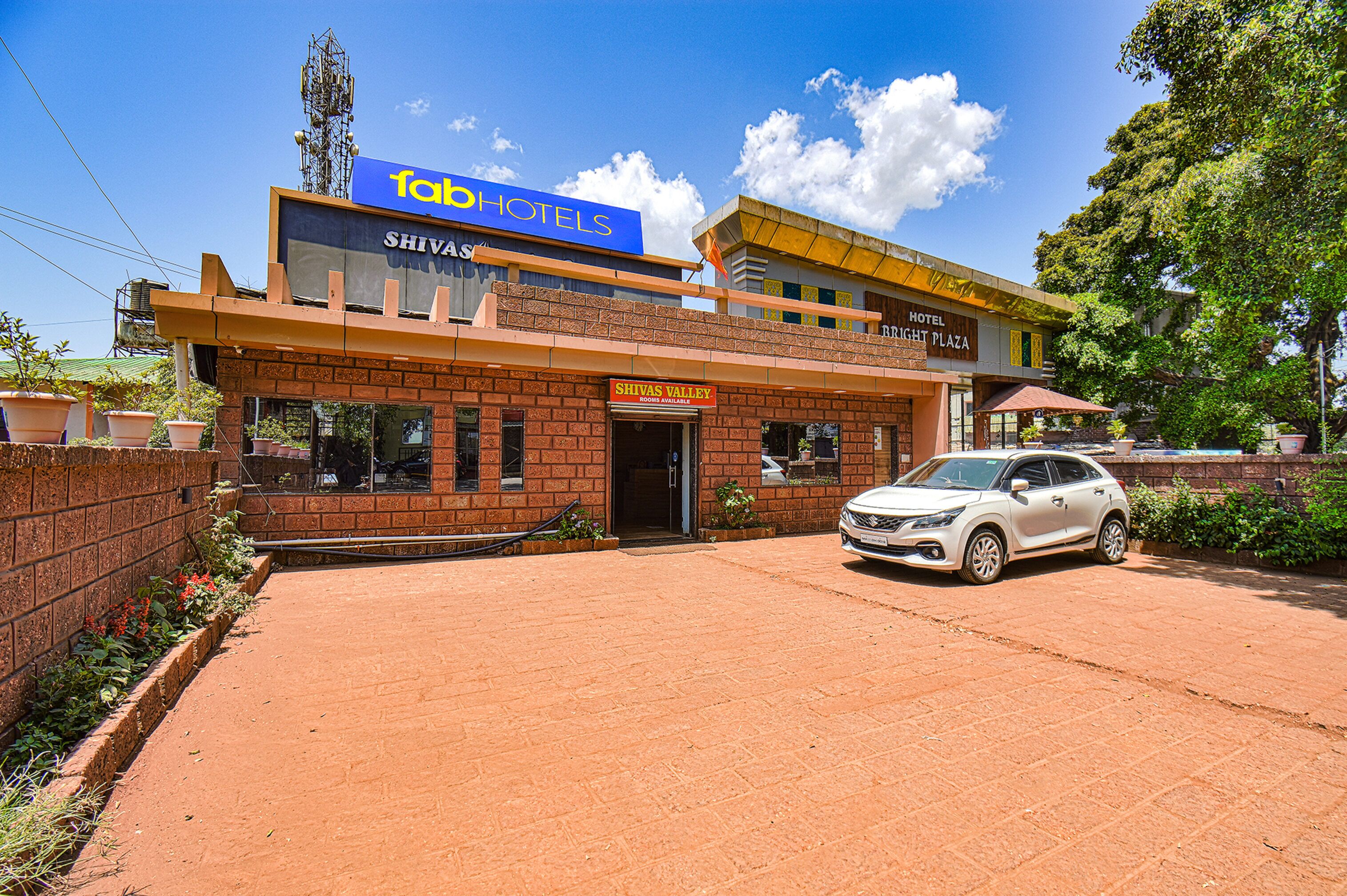 FabHotel Prime Shiva's Valley