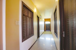 Lobby - Fabhotel Royal Stay Inn (Prayagraj)