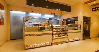 Fabhotel Double Tree