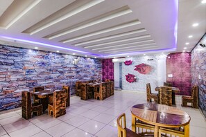 Restaurant - Fabhotel The Orient (Haridwar)