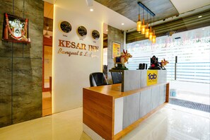 Reception - Fabhotel Kesar Inn (Pune)