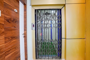 Elevator