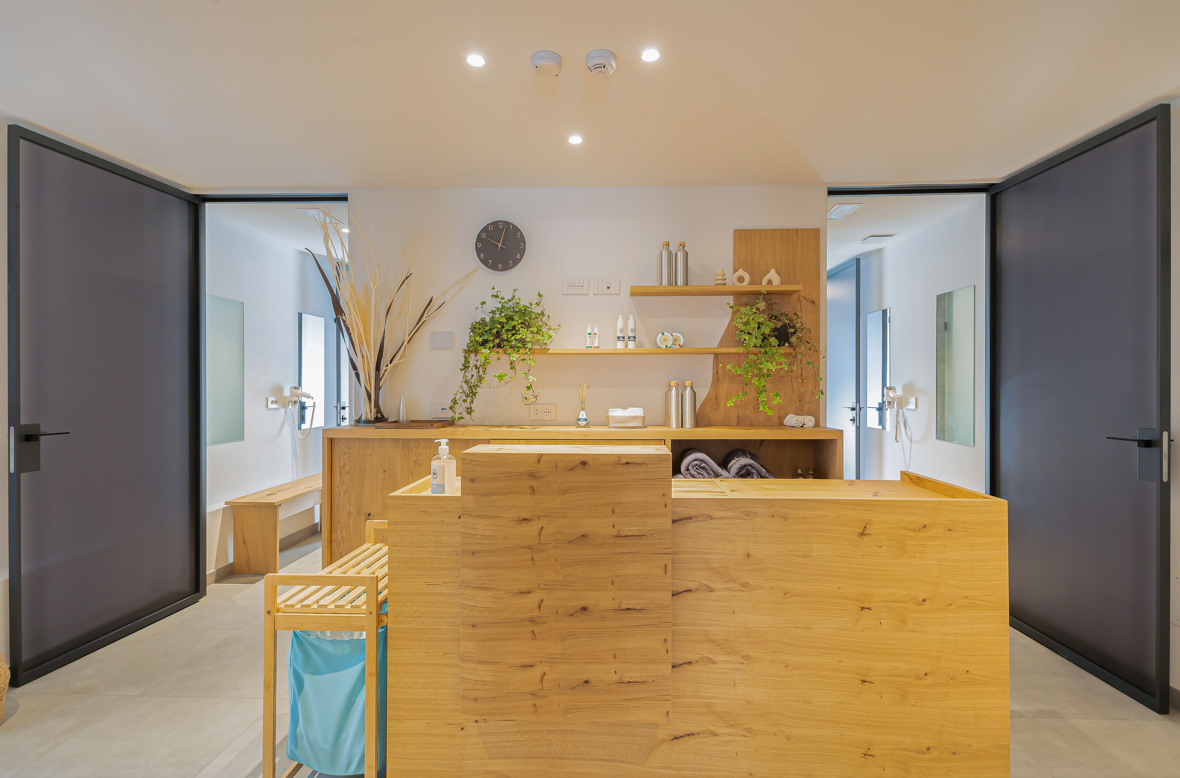 トルコ風呂 / ハマム、ボディ トリートメント、ハイドロセラピー、ホットストーンマッサージ、ディープティシュー マッサージ