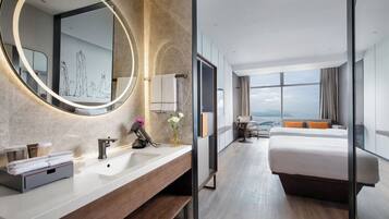 Executive Double or Twin Room | Down comforters, free minibar, in-room safe, desk