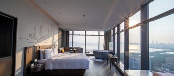 UrCove Shenzhen Bay Futian Port