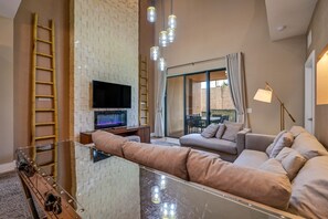 TV connectée, cheminée