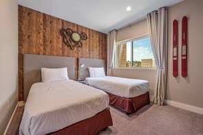 5 habitaciones, tabla de planchar con plancha, cuna de viaje y wifi 
