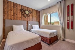 4 bedrooms, iron/ironing board, travel cot, WiFi