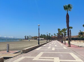 Ubicación a pie de playa y toallas de playa