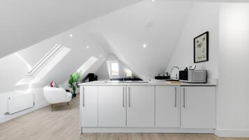 Apartment | Private kitchen | Fridge, oven, dishwasher