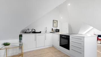 Apartment | Private kitchen | Fridge, oven, dishwasher