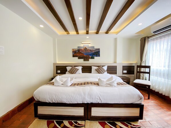 1 bedroom, minibar, individually decorated, individually furnished
