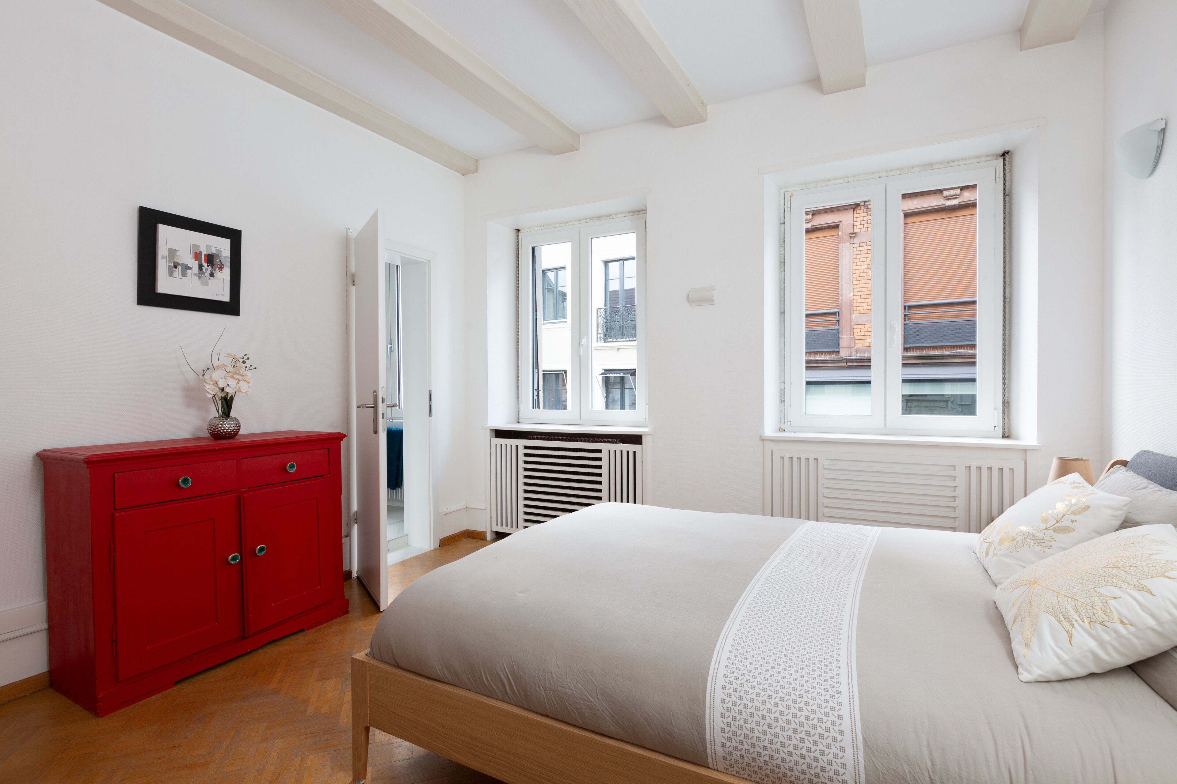 5 chambres, accès Internet, draps fournis