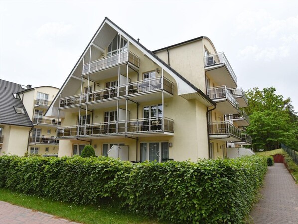 Residents enjoy balconies with outdoor space.