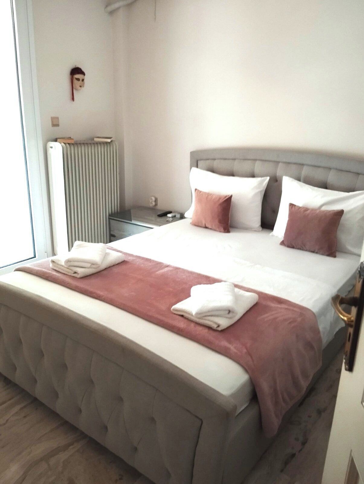 3 bedrooms, iron/ironing board, free WiFi