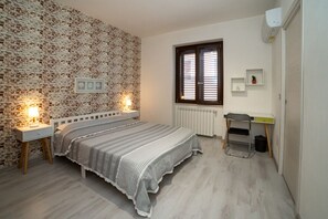 2 camere, ferro/asse da stiro, culla da viaggio, Wi-Fi gratuito