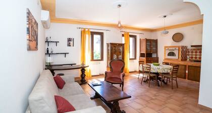 Apartment in town close to the Sardinian Northwest beaches