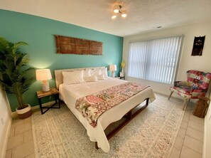 3 slaapkamers, een bureau, een strijkplank/strijkijzer, gratis wifi