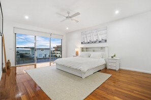 5 chambres, Wi-Fi, draps fournis