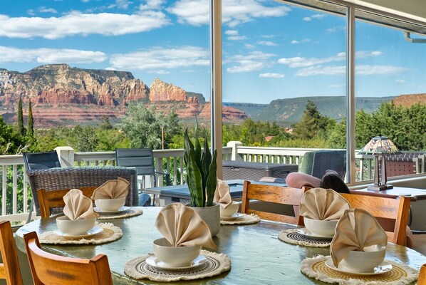 تناول الطعام