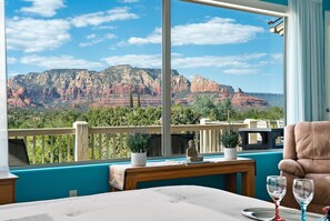 3 عدّة غرف نوم ومكواة/لوح كي وسرير سفر وواي فاي مجانًا