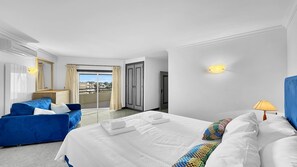 3 quartos, cofres nos quartos, ferros/tábuas de passar roupa