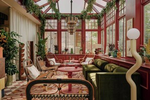 Lobby lounge - Ember Locke Kensington (London)