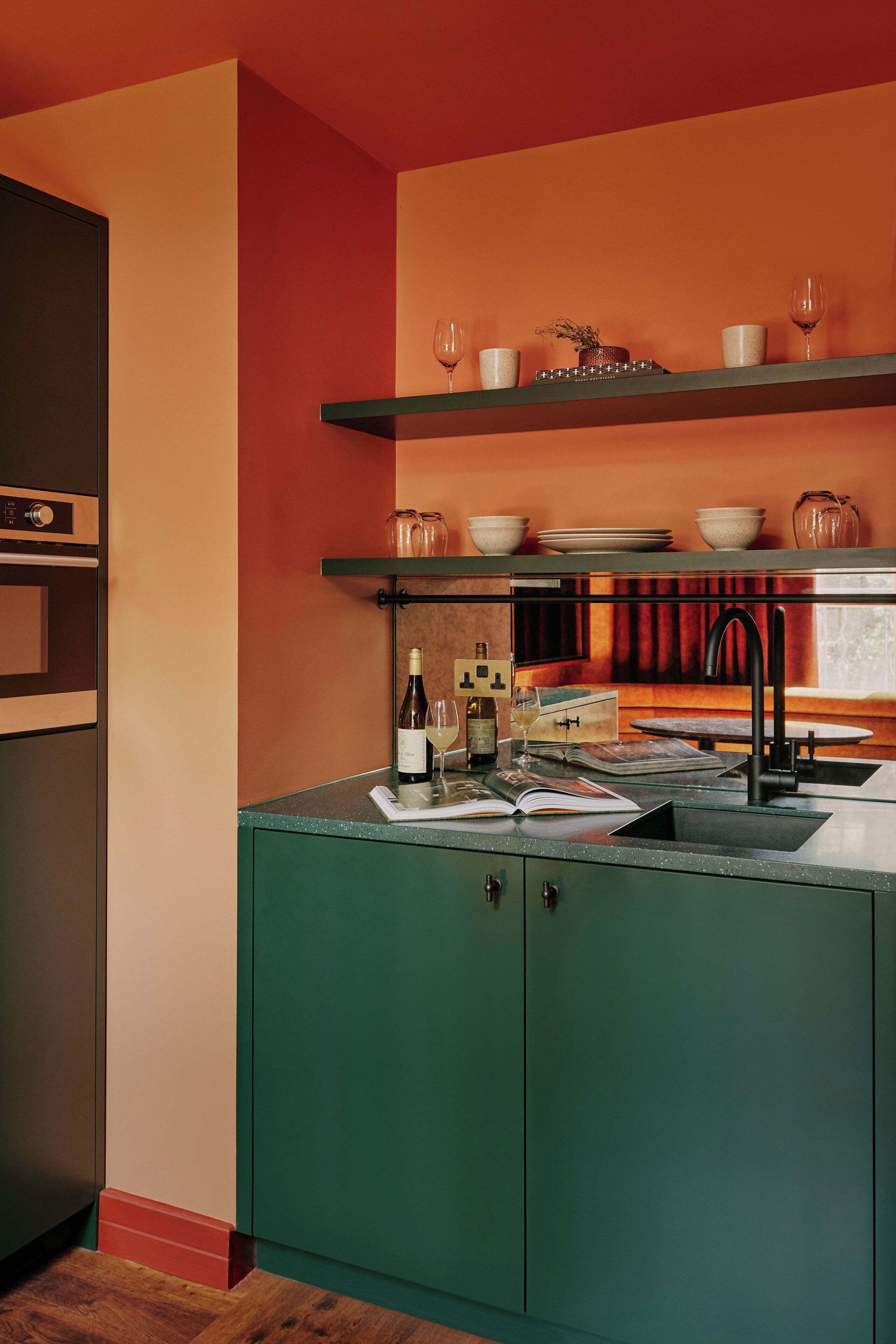 Foto - Ember Locke Kensington