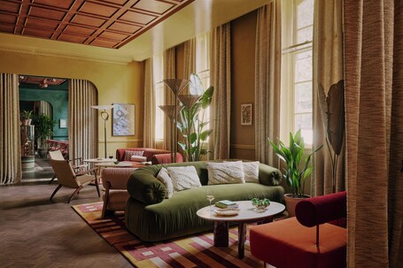 Ember Locke Kensington - view 3