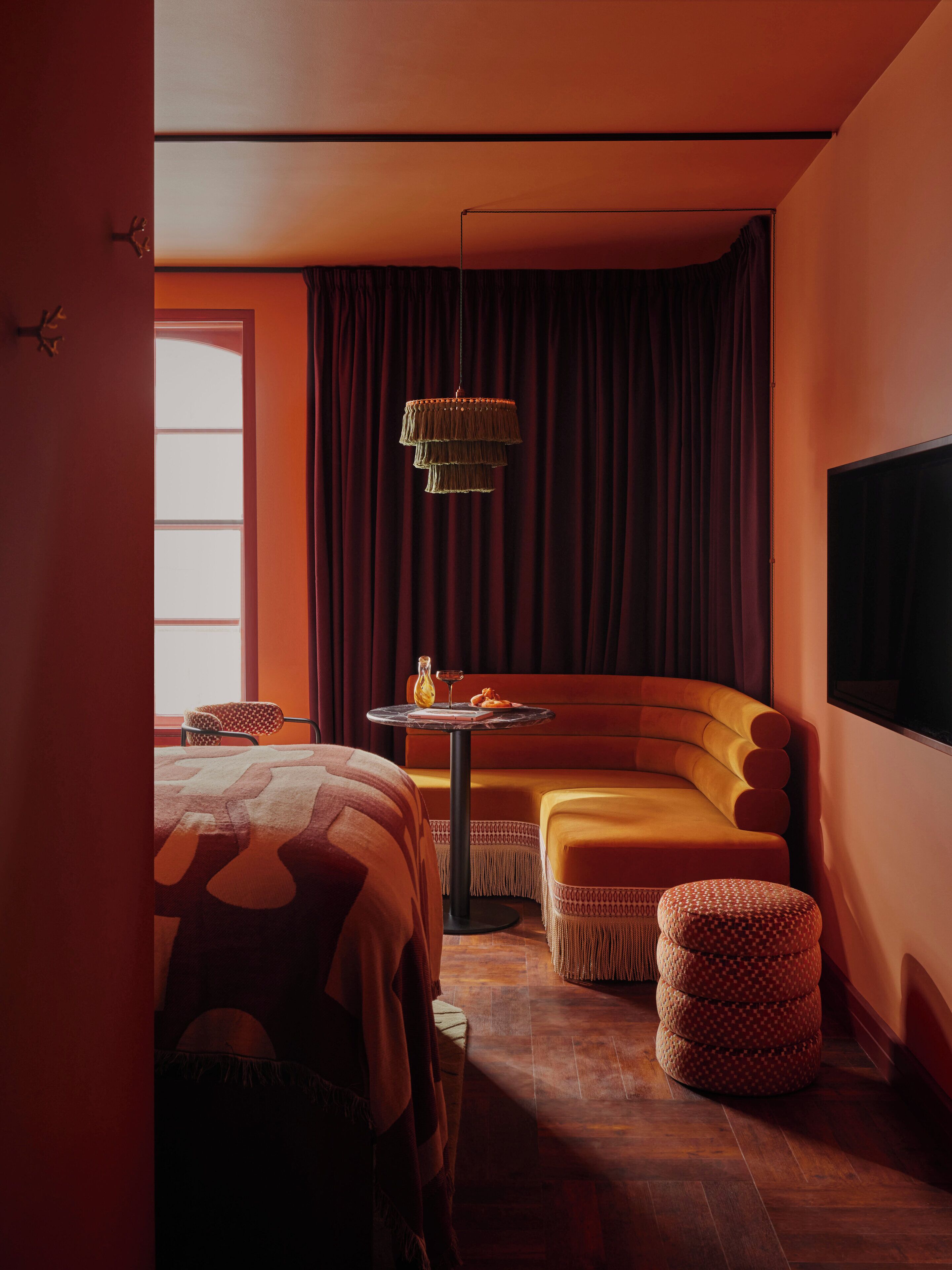 Foto - Ember Locke Kensington