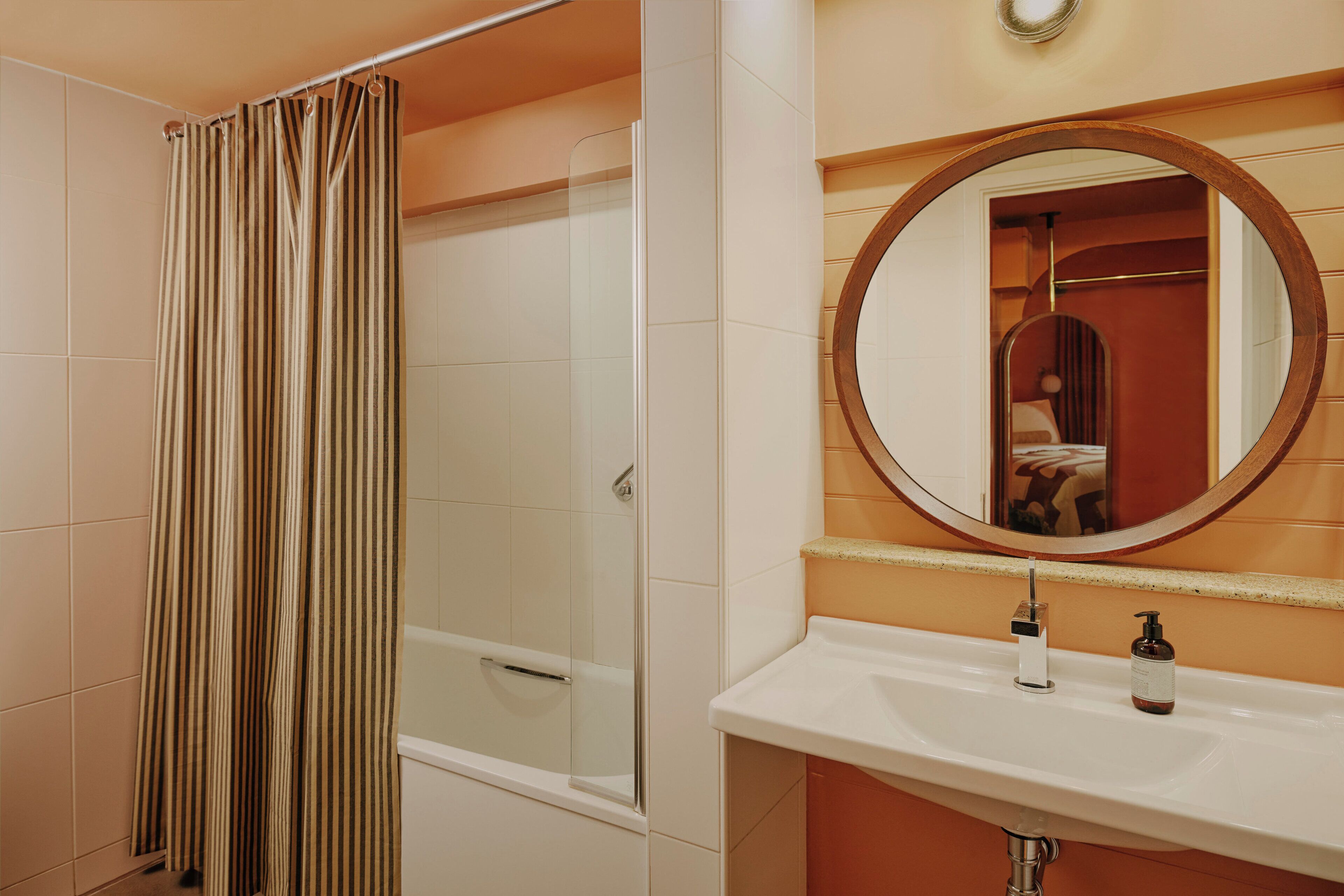 Foto - Ember Locke Kensington