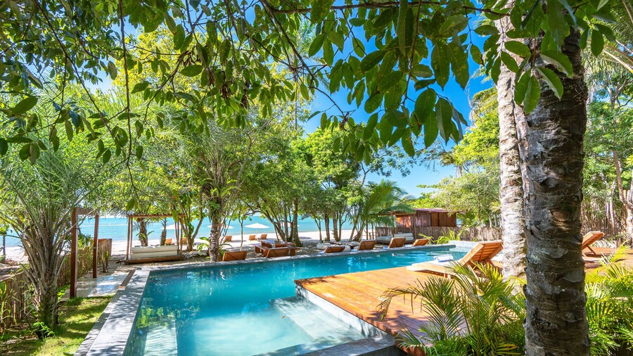 Colibri Beach Villas