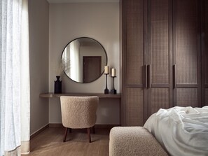 3 bedrooms, in-room safe, soundproofing, iron/ironing board