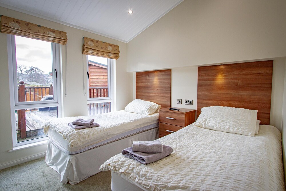 Grandpa's Lodge a holiday lodge that sleeps 4 guests in 2 bedrooms