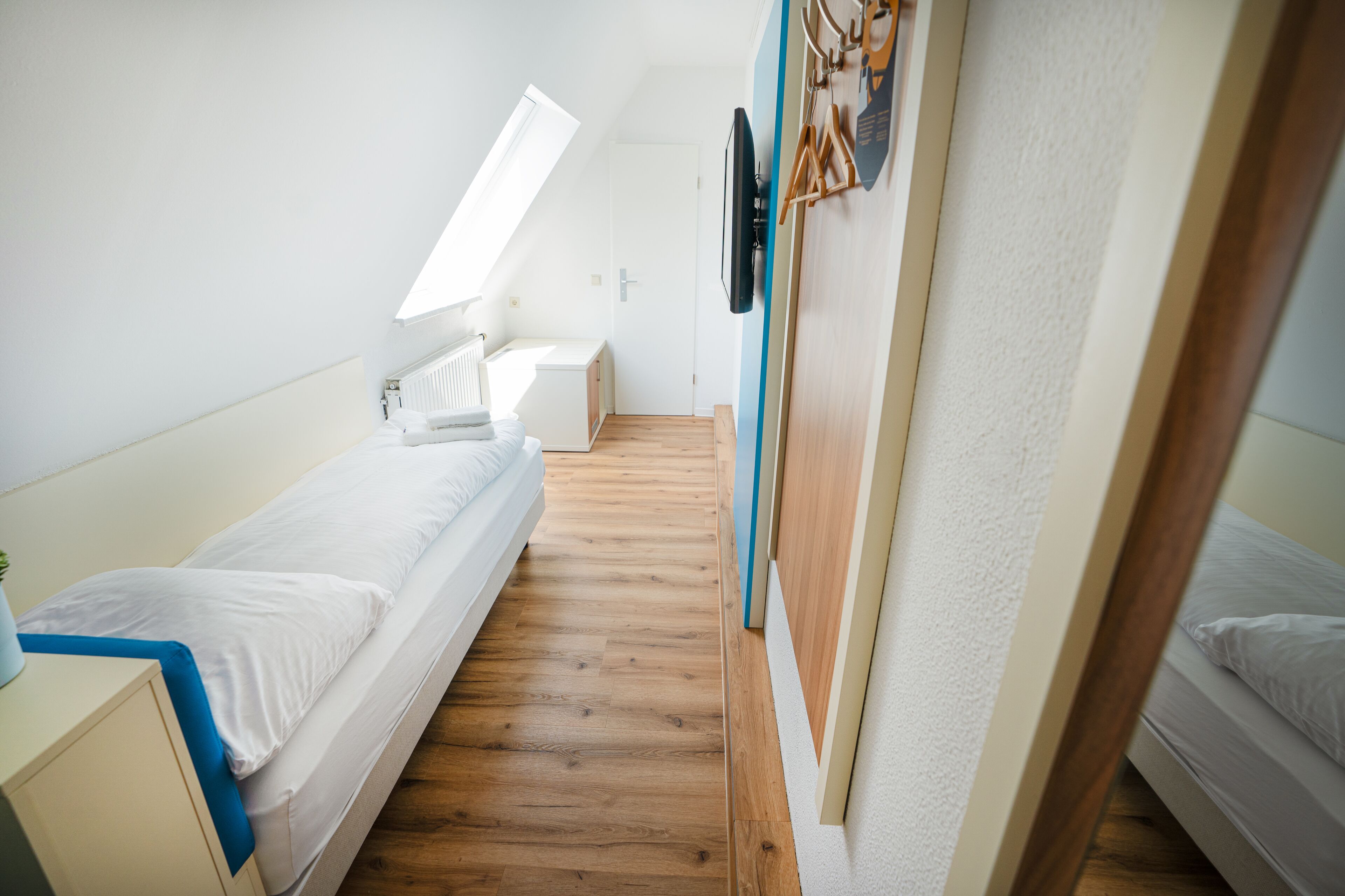 Basic-Einzelzimmer | Schallisolierte Zimmer, Babybetten, kostenloses WLAN, Bettwäsche