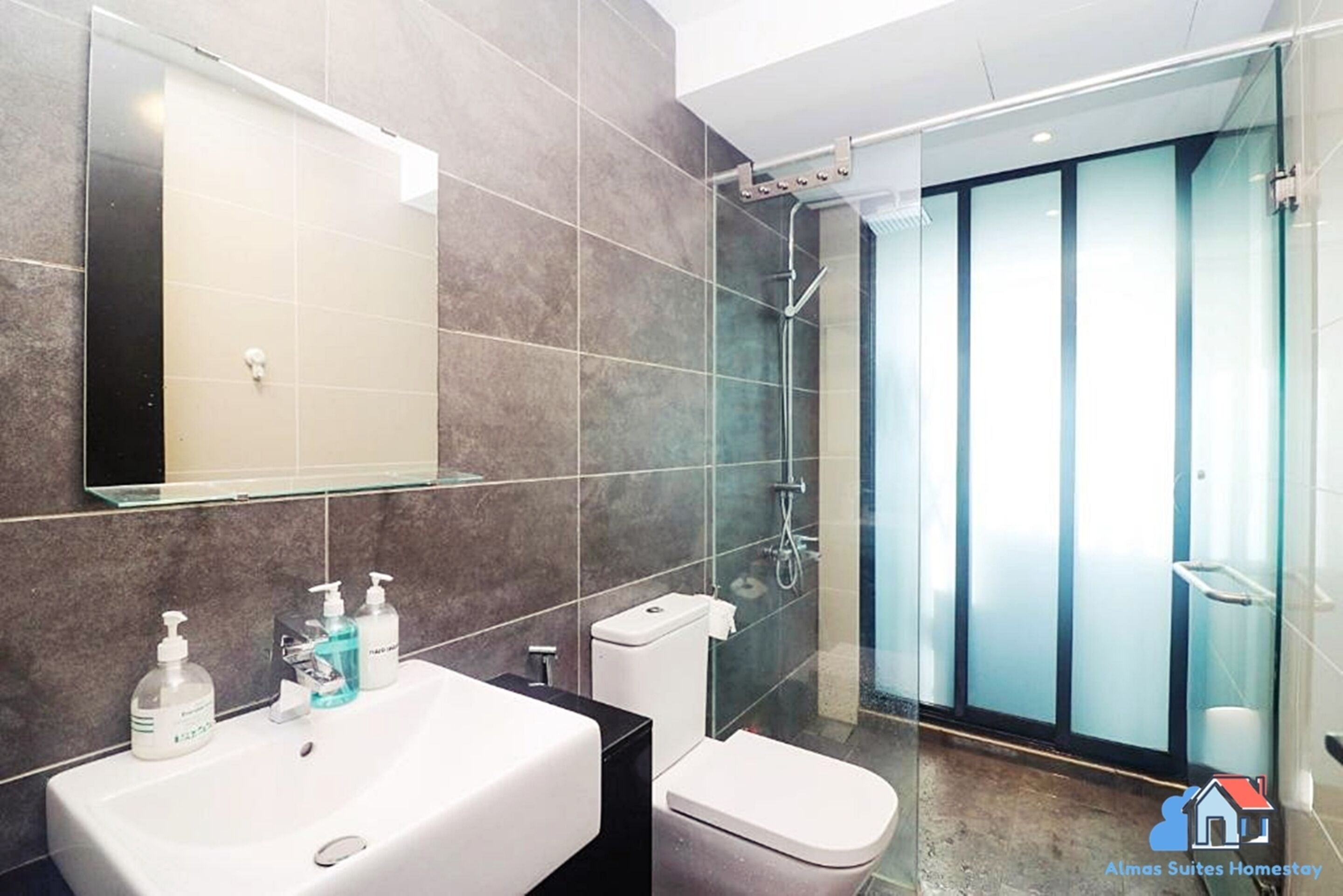 Almas Suites Puteri Harbour