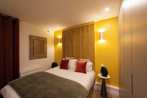 1 slaapkamer, een strijkplank/strijkijzer, gratis wifi, beddengoed