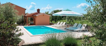 Apartment Rosa by Interhome