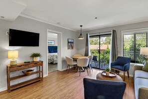 Smart TV - Beautiful Oceanview, Oceanfront Heated Pool! (Hilton Head Island)