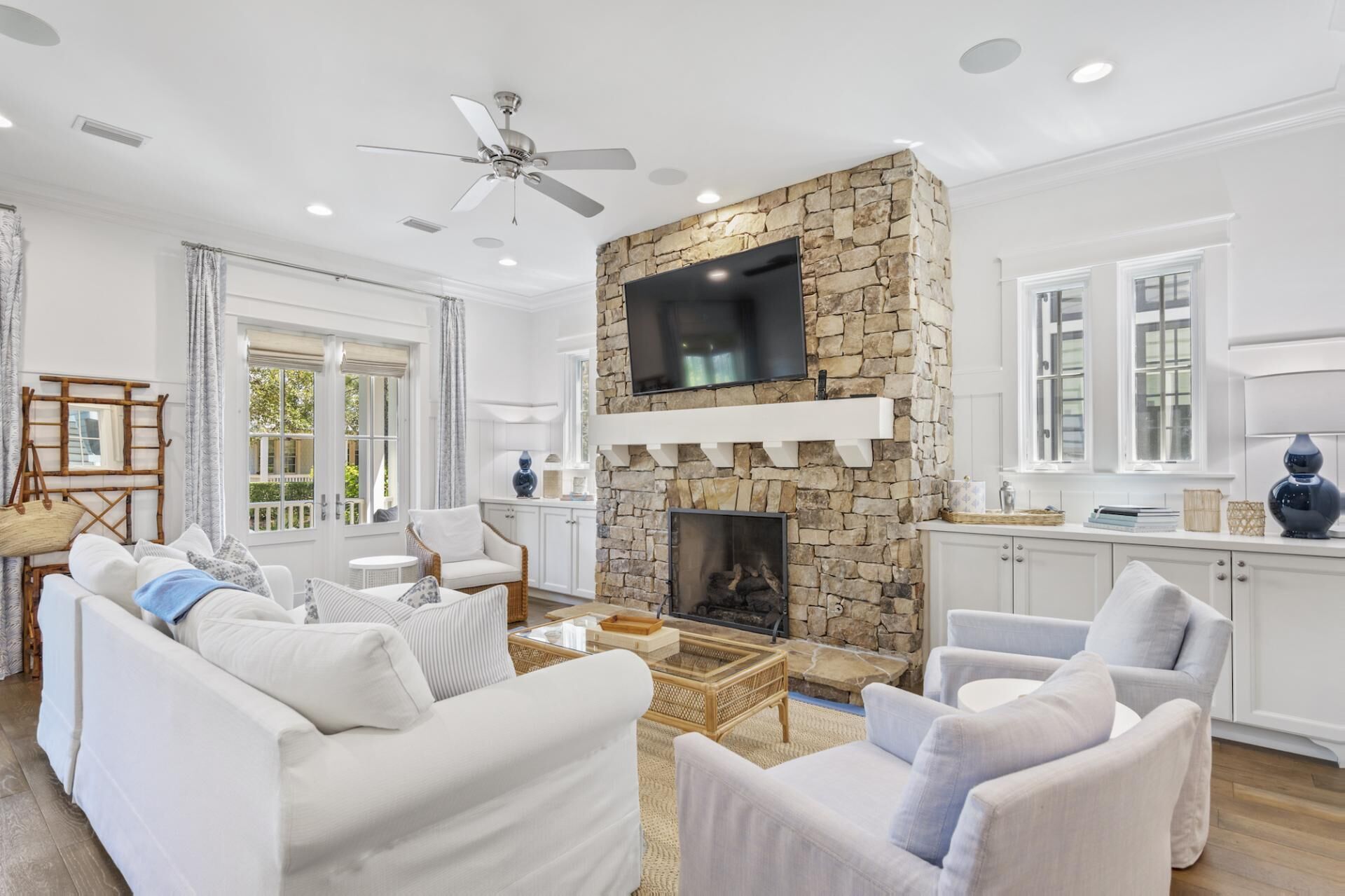 Beautiful Watercolor! Communal Pools! 30A Beaches!