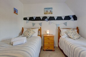 2 chambres, fer et planche à repasser, Wi-Fi gratuit, draps fournis