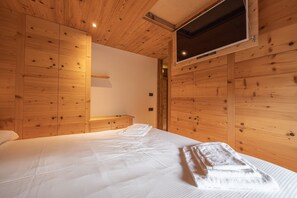 2 bedrooms, free WiFi, bed sheets - Casa Ca Dei Pini, surrounded by Nature (Cortina d´Ampezzo)
