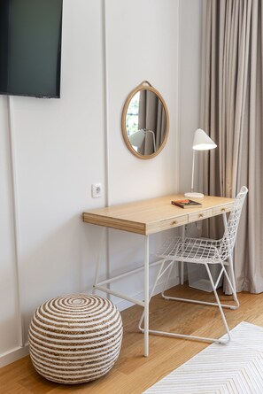 Deluxe Double Room, City View