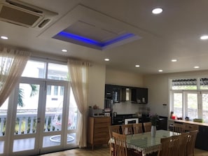 Biệt thự | Bếp riêng