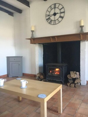 Interior - Two Stunning Stone Cottages with Private pool in SW France (Douzains)