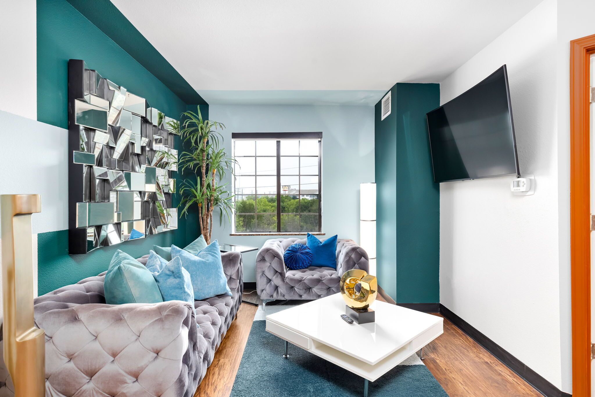 King Bed Suite at The Heart of La Cantera