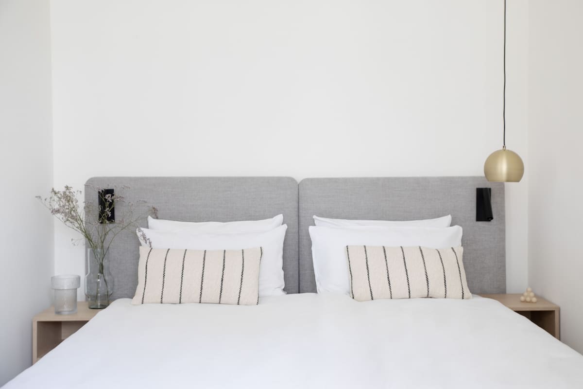 Deluxe appartement | 1 slaapkamer, een bureau, een laptopwerkplek, geluiddichte muren