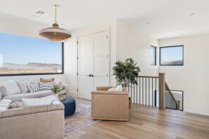 TV, fireplace, foosball, table tennis